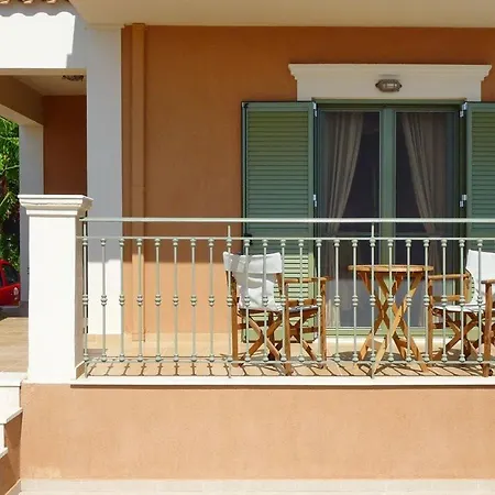 Villa Lourdata Sleeps 4