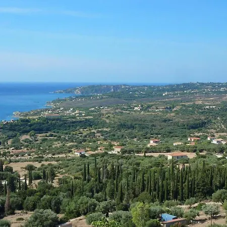 Villa Lourdata Sleeps 4