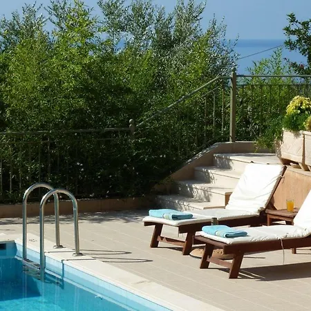 Villa Lourdata Sleeps 4 Lourdata (Kefalonia)